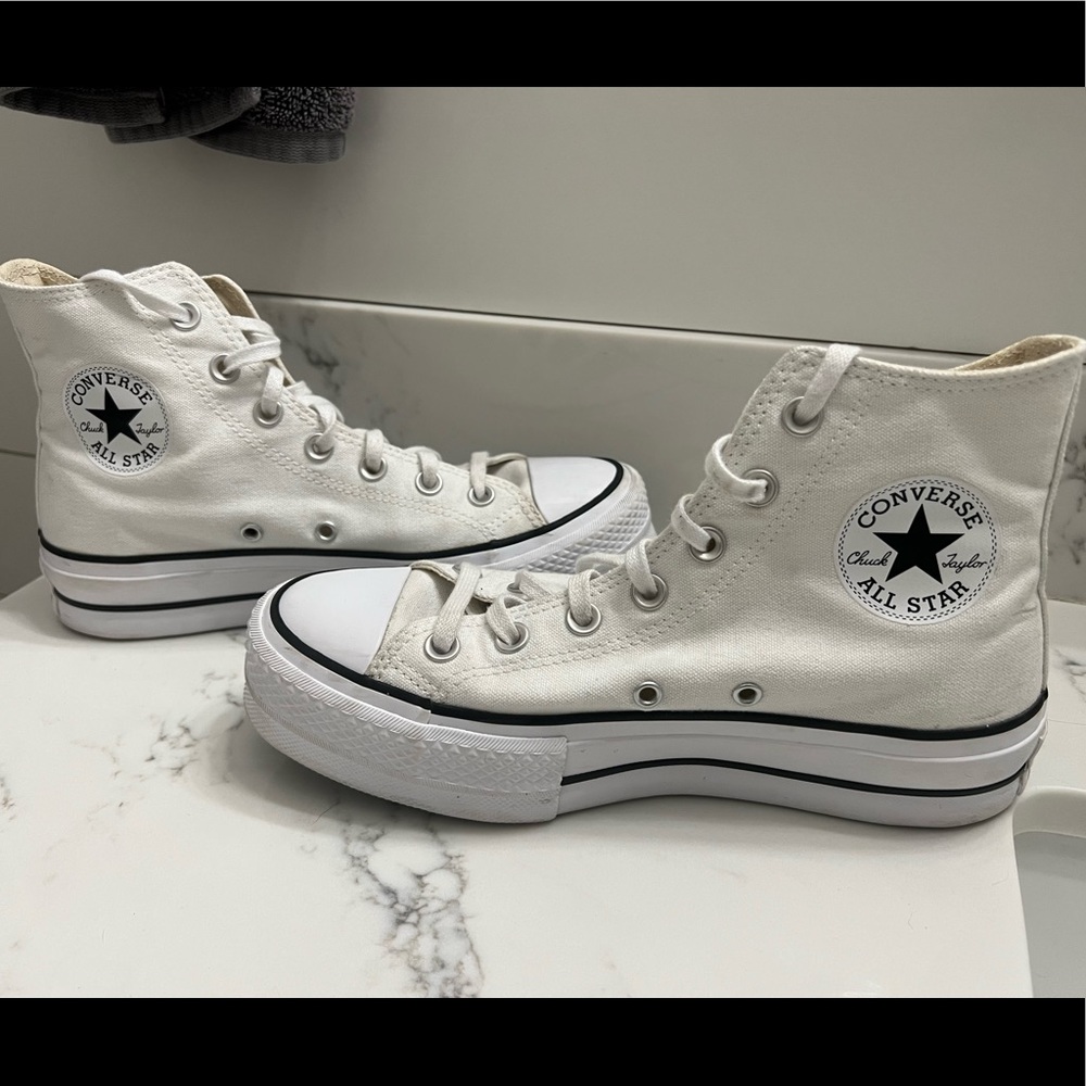 Converse Chuck Taylor All Star Lift High Tops